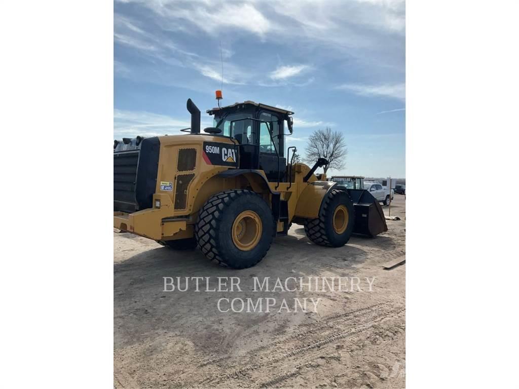 CAT 950 M Gumikerekes homlokrakodók