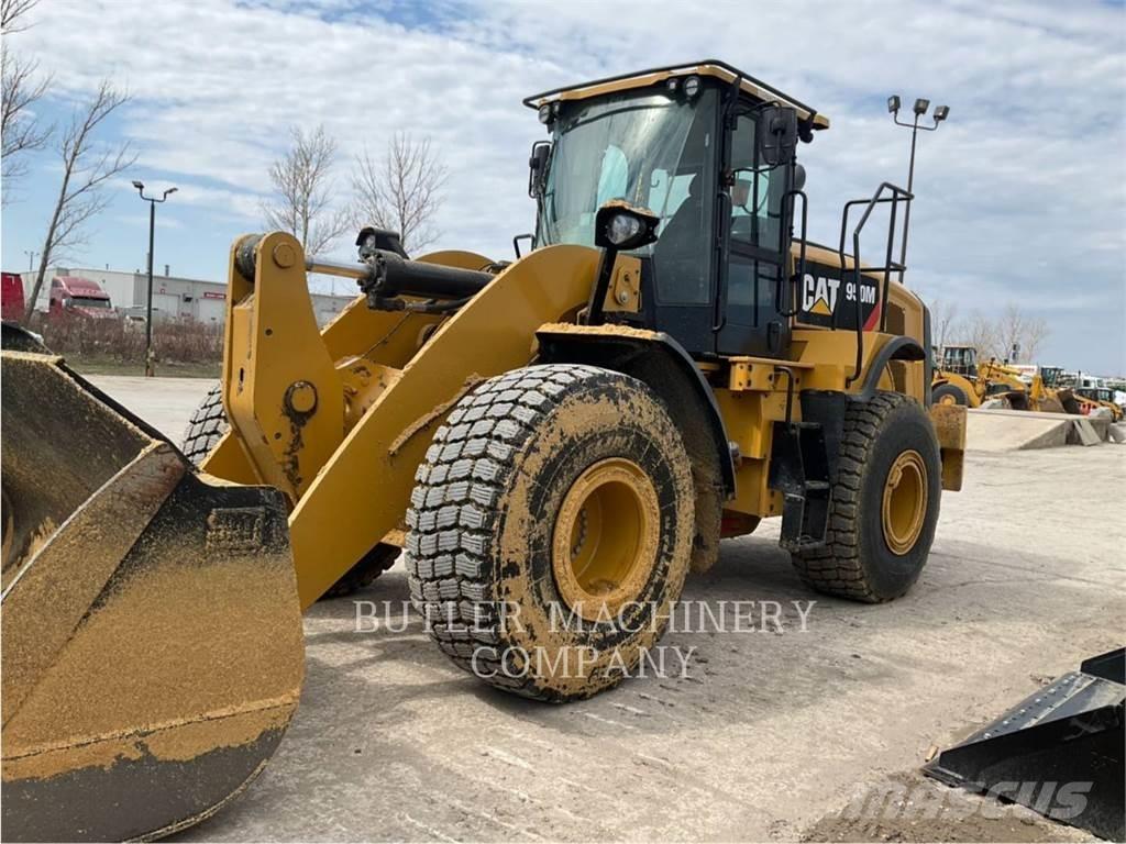 CAT 950 M Gumikerekes homlokrakodók