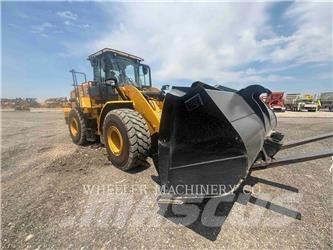 CAT 950 QC Gumikerekes homlokrakodók