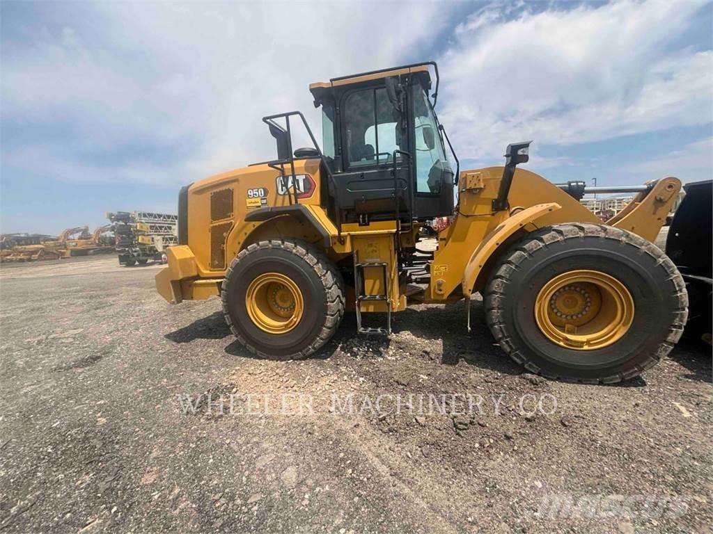 CAT 950 QC Gumikerekes homlokrakodók