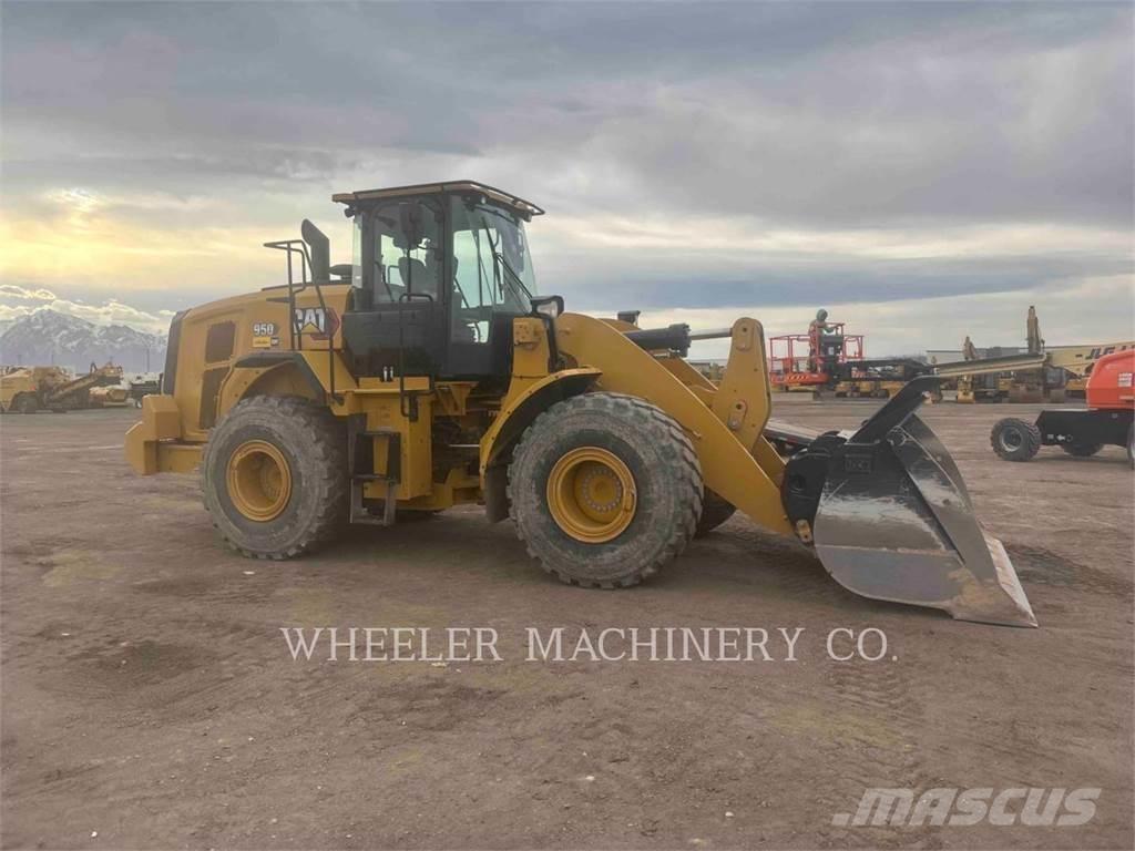 CAT 950 QC Gumikerekes homlokrakodók