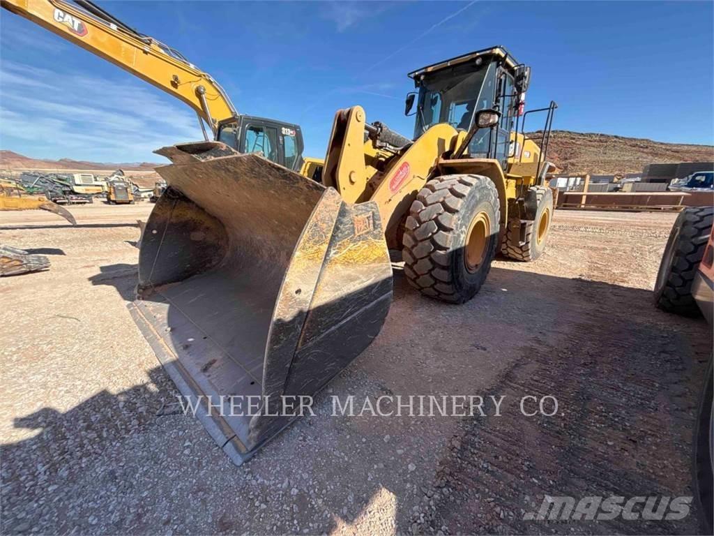 CAT 950 QC Gumikerekes homlokrakodók