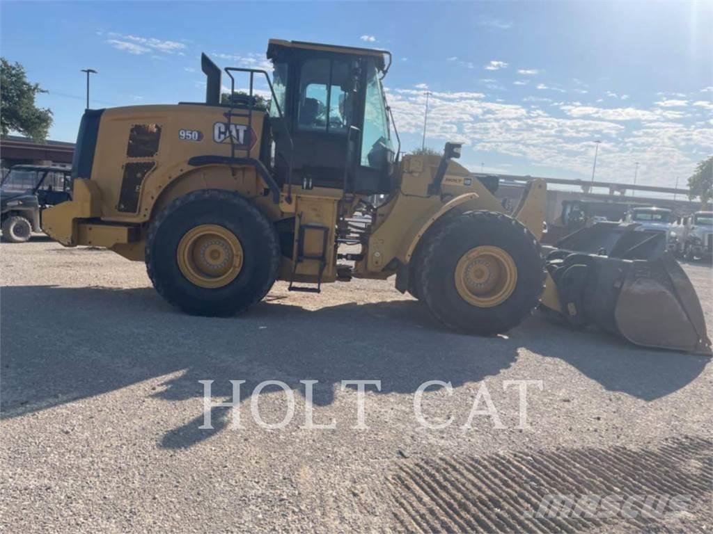 CAT 950 QC Gumikerekes homlokrakodók