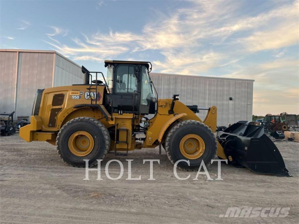 CAT 950 QC Gumikerekes homlokrakodók
