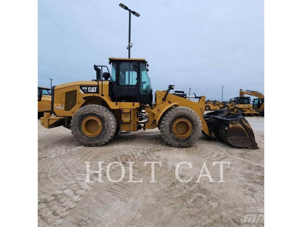 CAT 950GC Gumikerekes homlokrakodók