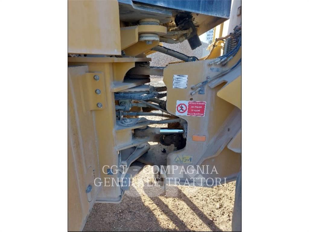 CAT 950GC Gumikerekes homlokrakodók