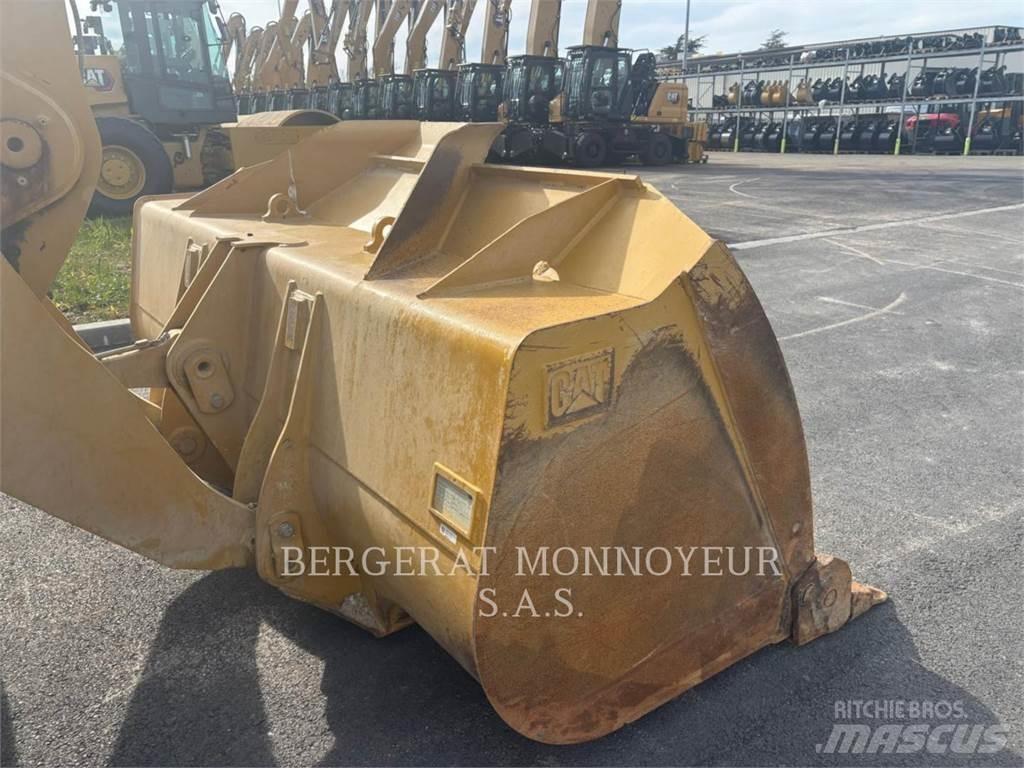 CAT 950GC Gumikerekes homlokrakodók