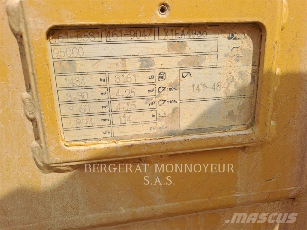 CAT 950GC Gumikerekes homlokrakodók