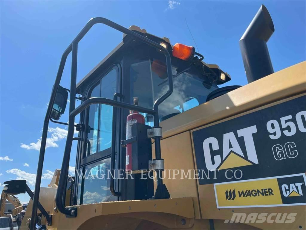 CAT 950GC FC Gumikerekes homlokrakodók