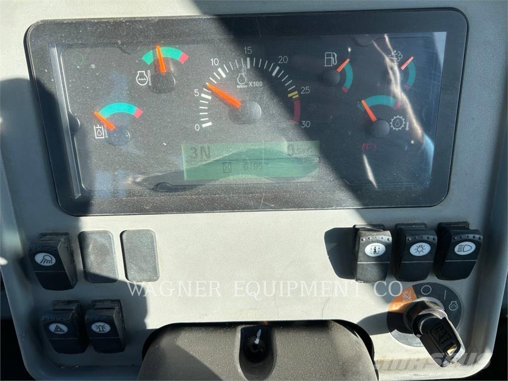 CAT 950GC FC Gumikerekes homlokrakodók