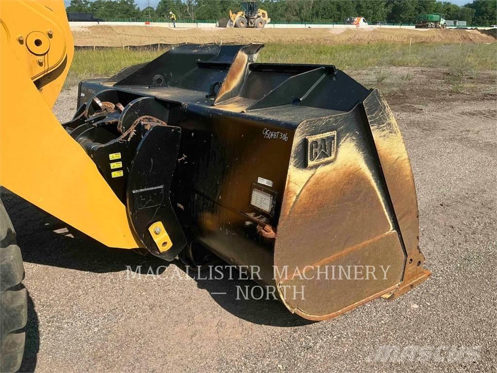 CAT 950GC Q Gumikerekes homlokrakodók