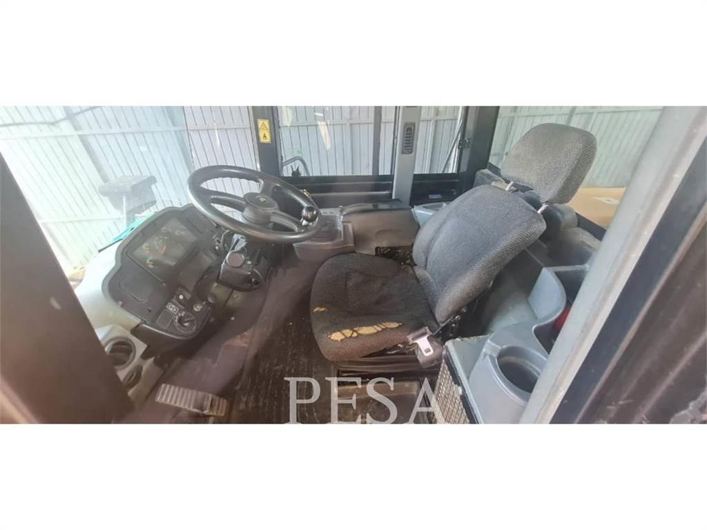 CAT 950H Gumikerekes homlokrakodók