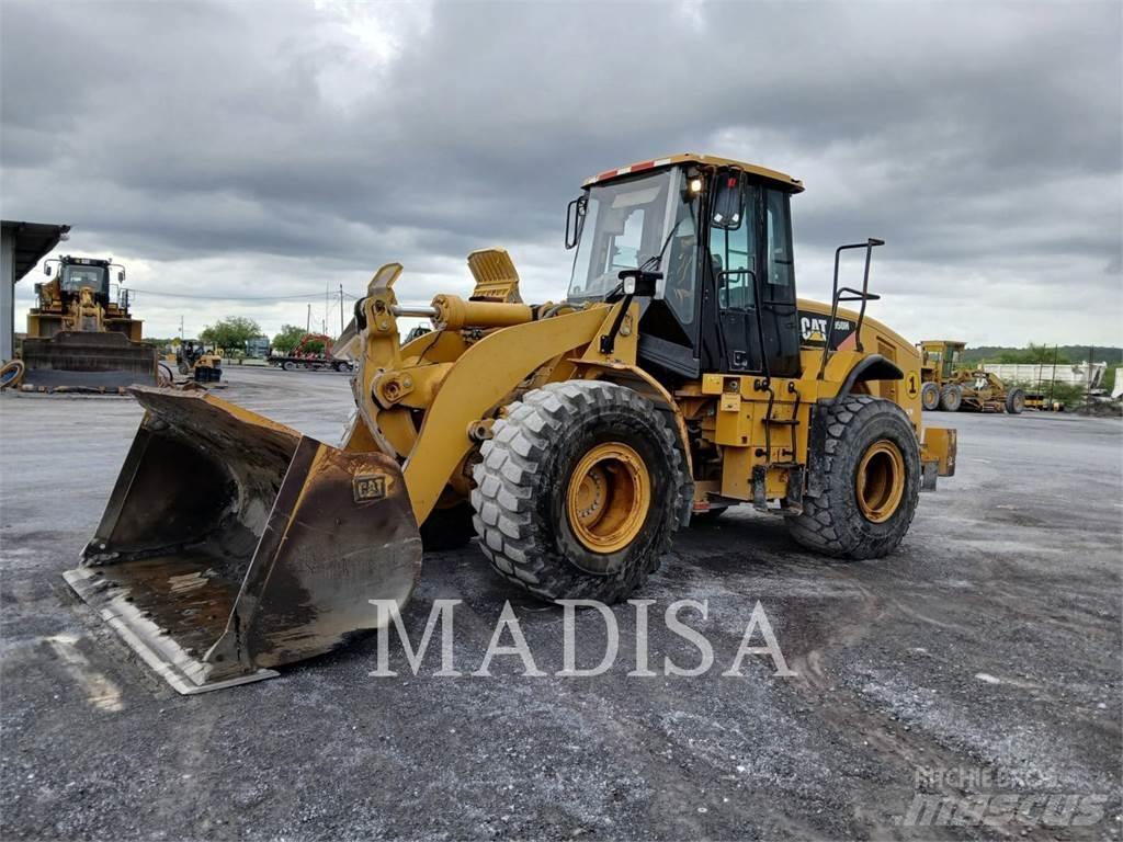 CAT 950H Gumikerekes homlokrakodók