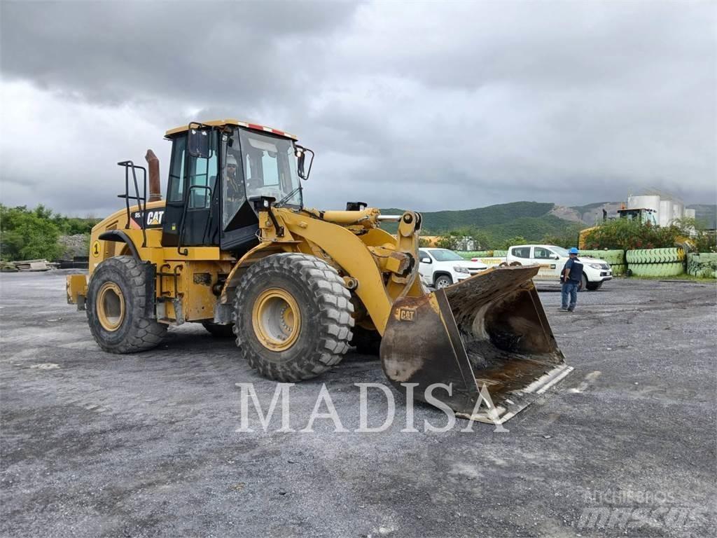 CAT 950H Gumikerekes homlokrakodók