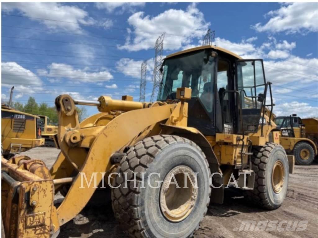 CAT 950H Gumikerekes homlokrakodók