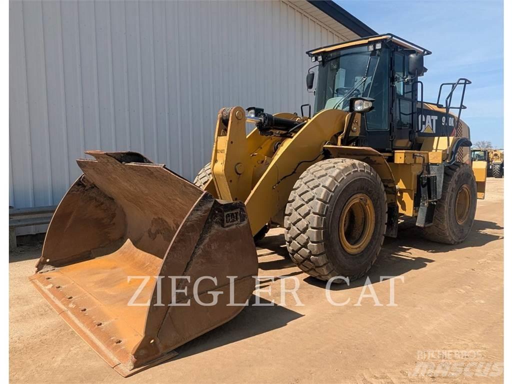 CAT 950K Gumikerekes homlokrakodók