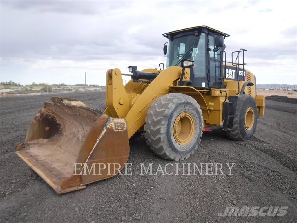 CAT 950K Gumikerekes homlokrakodók