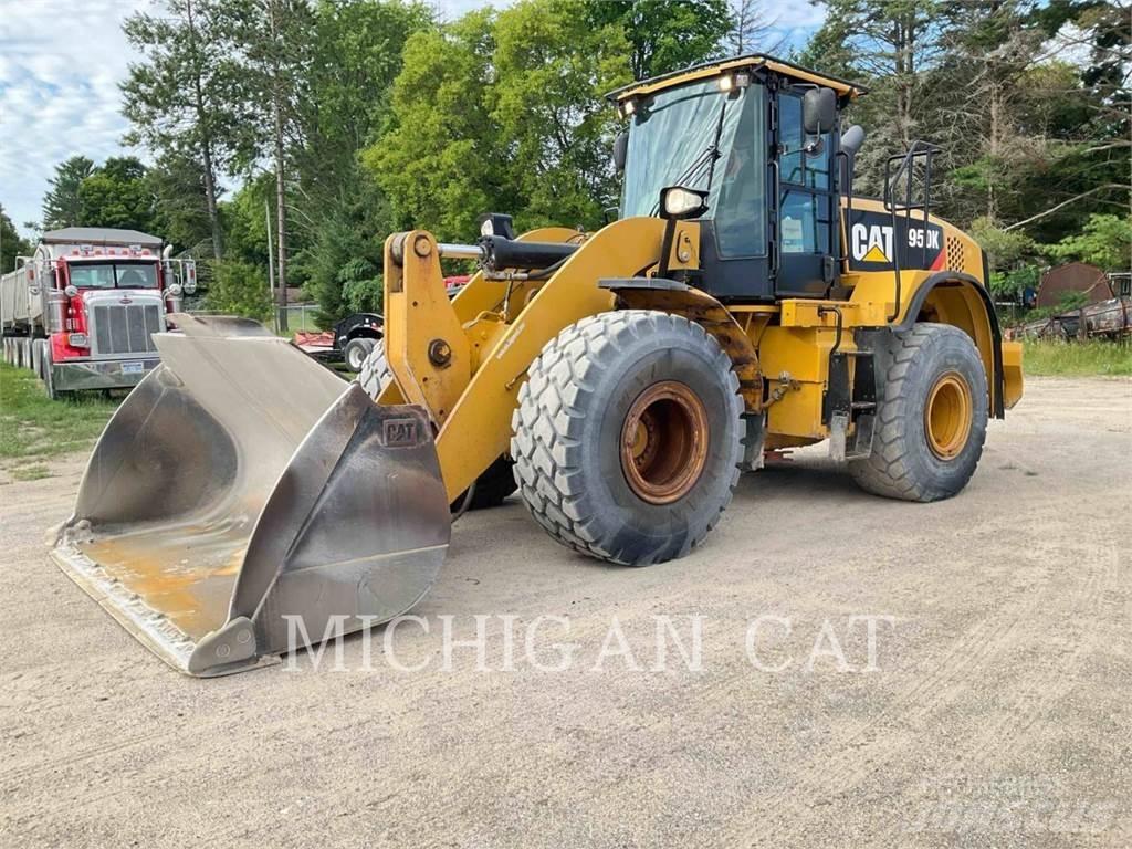 CAT 950K 3RQ Gumikerekes homlokrakodók