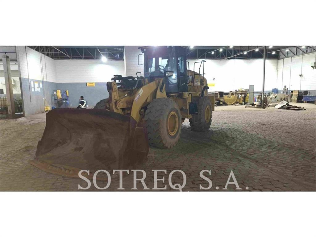 CAT 950L Gumikerekes homlokrakodók