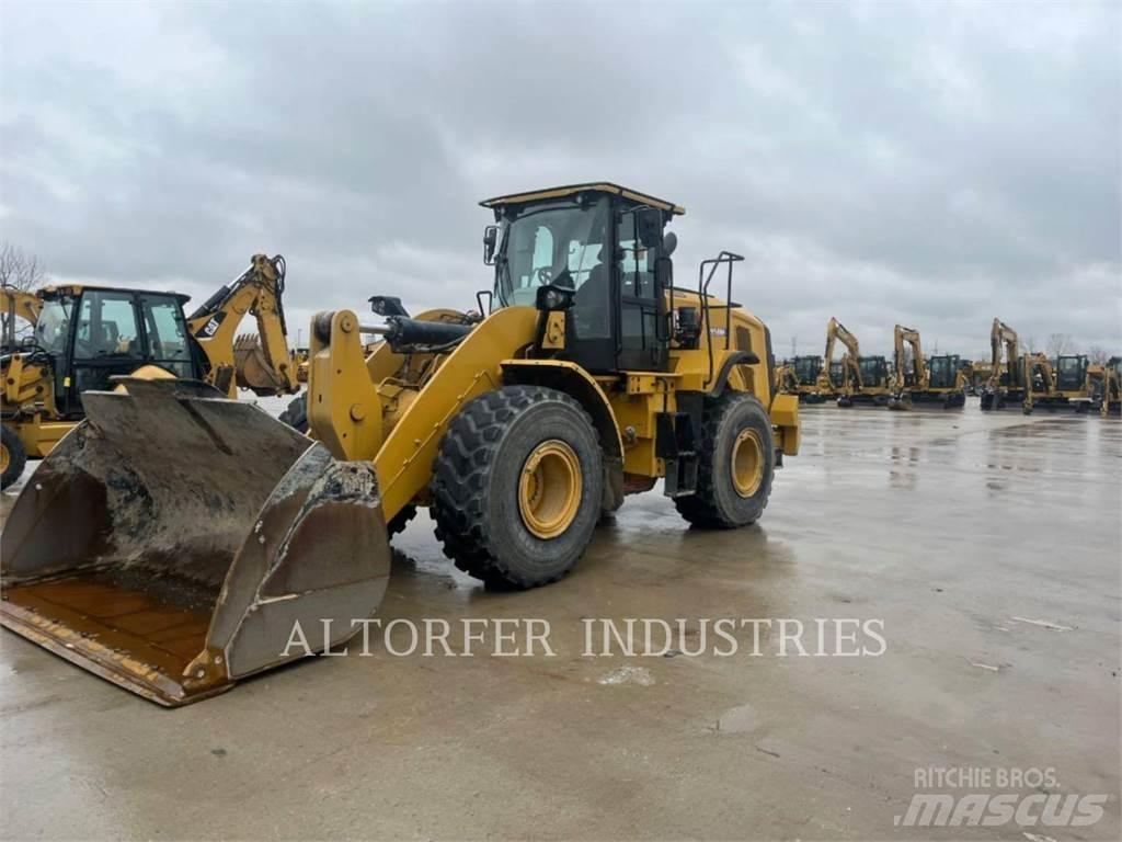CAT 950M Gumikerekes homlokrakodók
