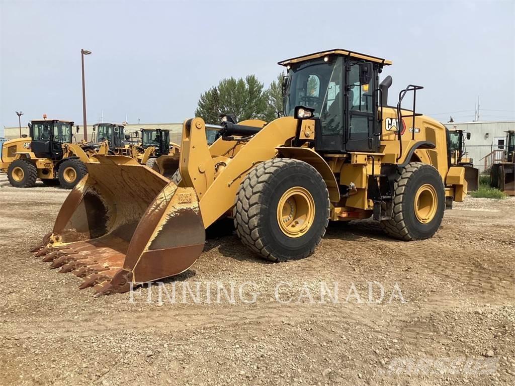 CAT 950M Gumikerekes homlokrakodók