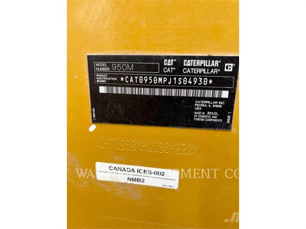 CAT 950M Gumikerekes homlokrakodók
