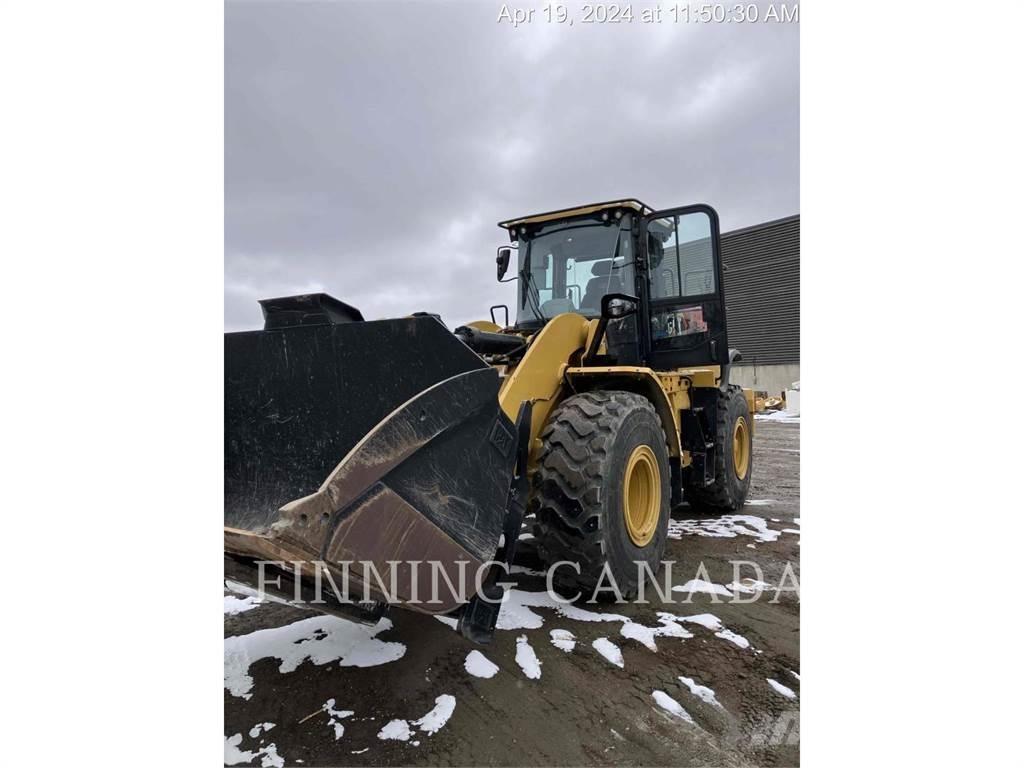 CAT 950M Gumikerekes homlokrakodók
