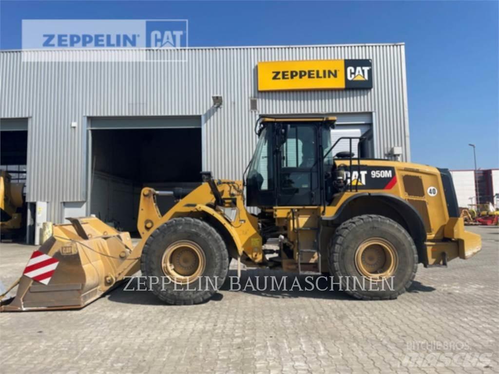 CAT 950M Gumikerekes homlokrakodók