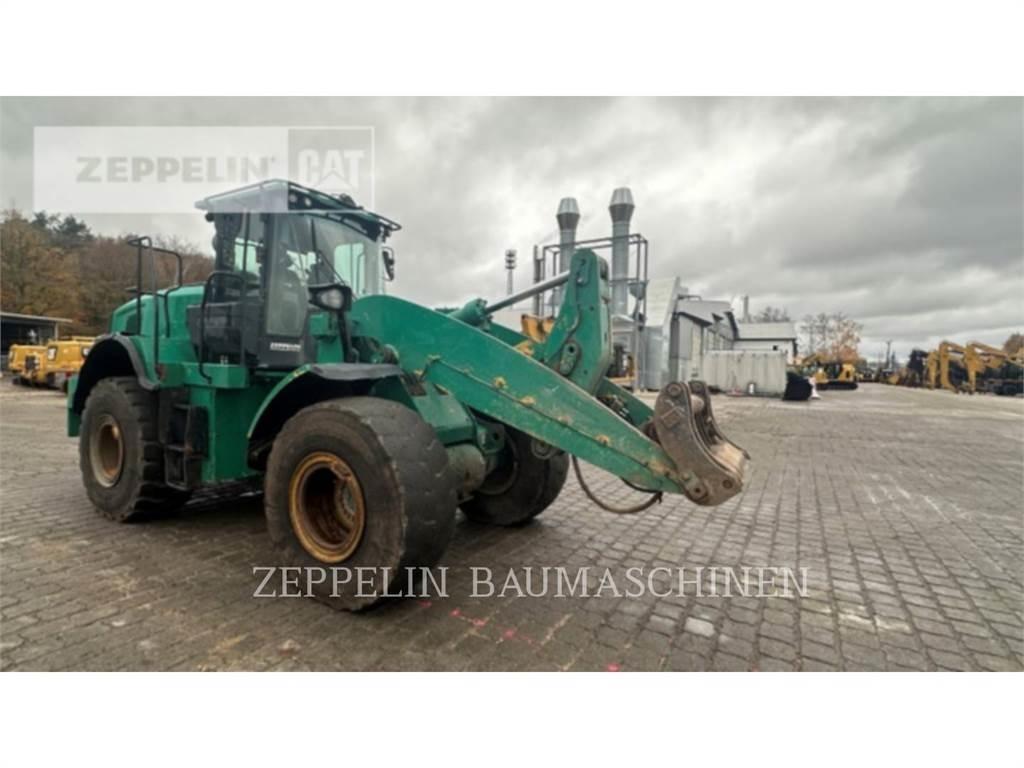 CAT 950M Gumikerekes homlokrakodók