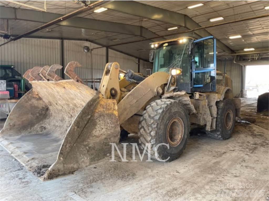 CAT 950M Gumikerekes homlokrakodók