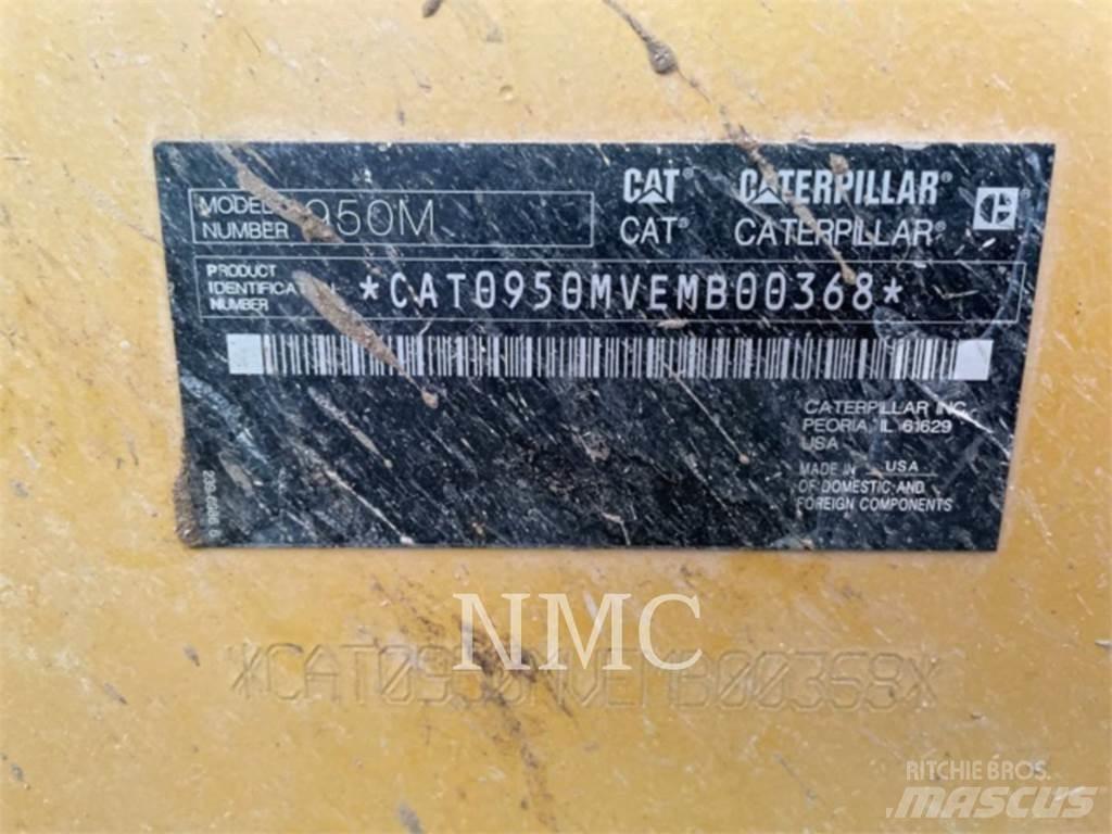 CAT 950M Gumikerekes homlokrakodók