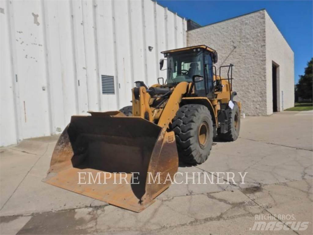 CAT 950M Gumikerekes homlokrakodók
