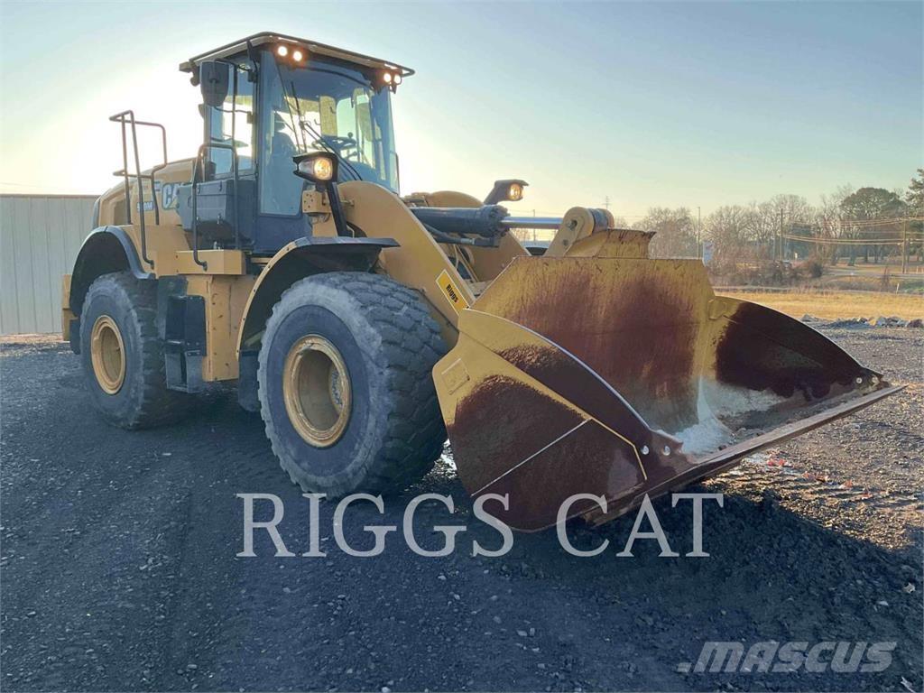 CAT 950M Gumikerekes homlokrakodók