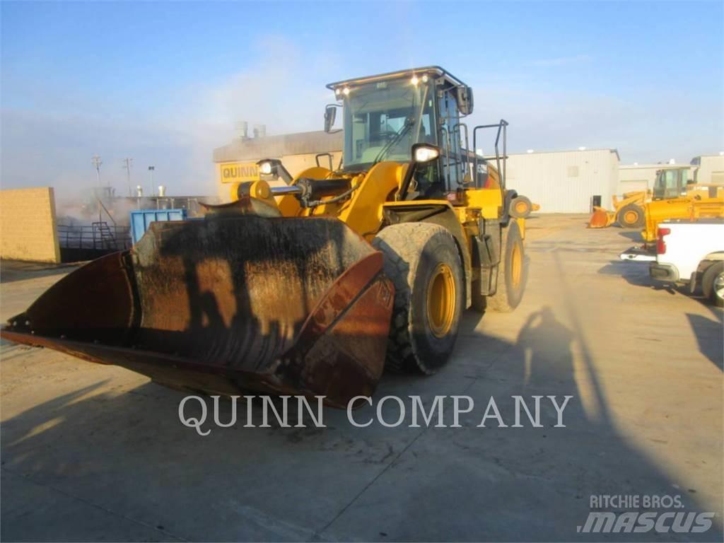CAT 950M Gumikerekes homlokrakodók