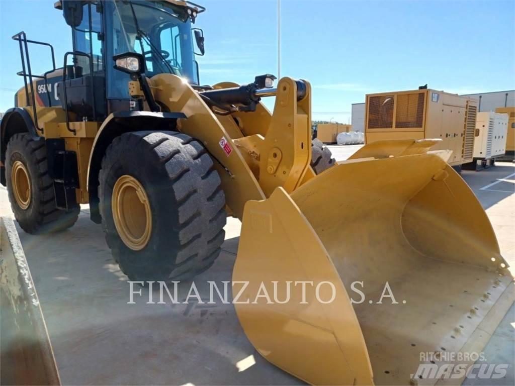 CAT 950M Gumikerekes homlokrakodók