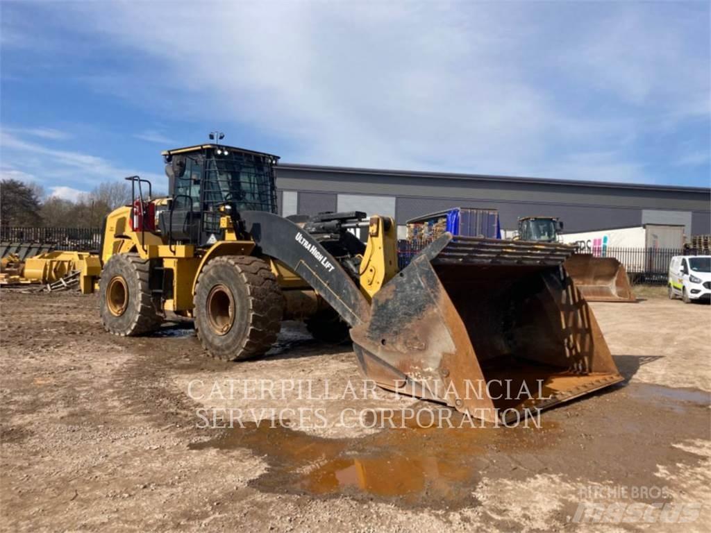 CAT 950M Gumikerekes homlokrakodók