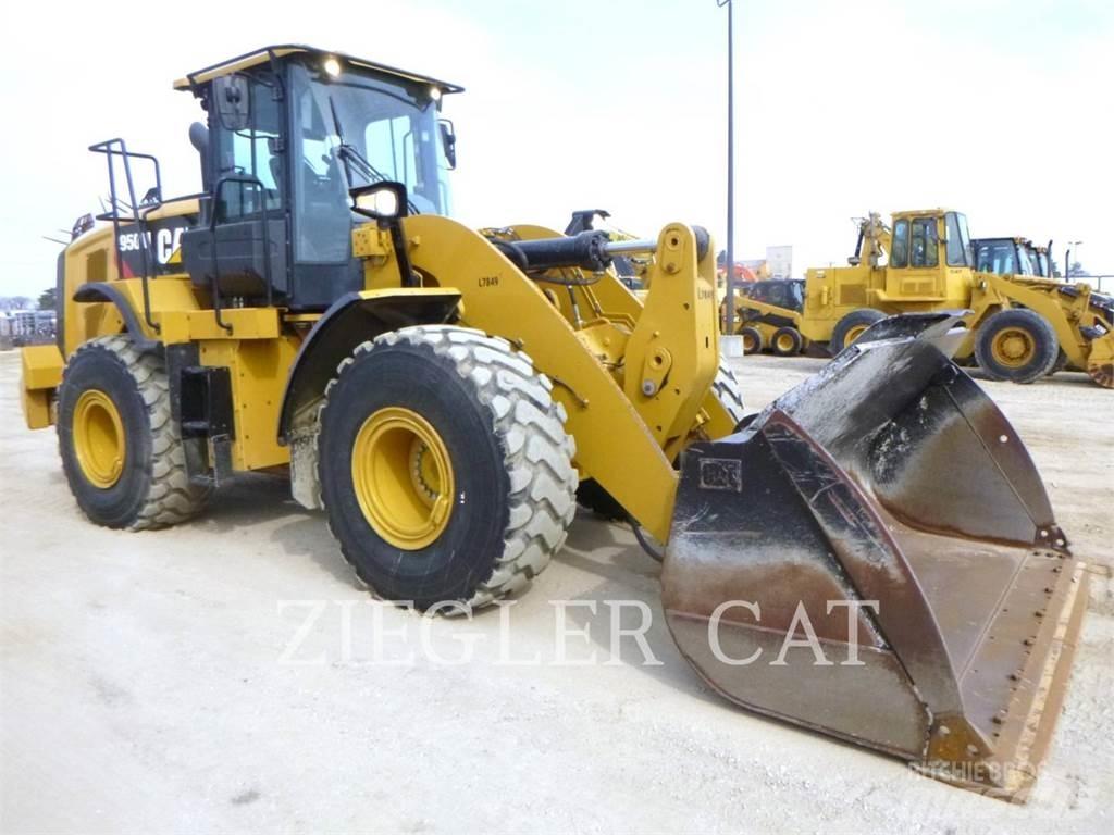 CAT 950M Gumikerekes homlokrakodók