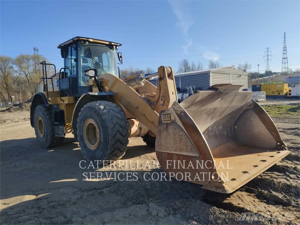 CAT 950M Gumikerekes homlokrakodók