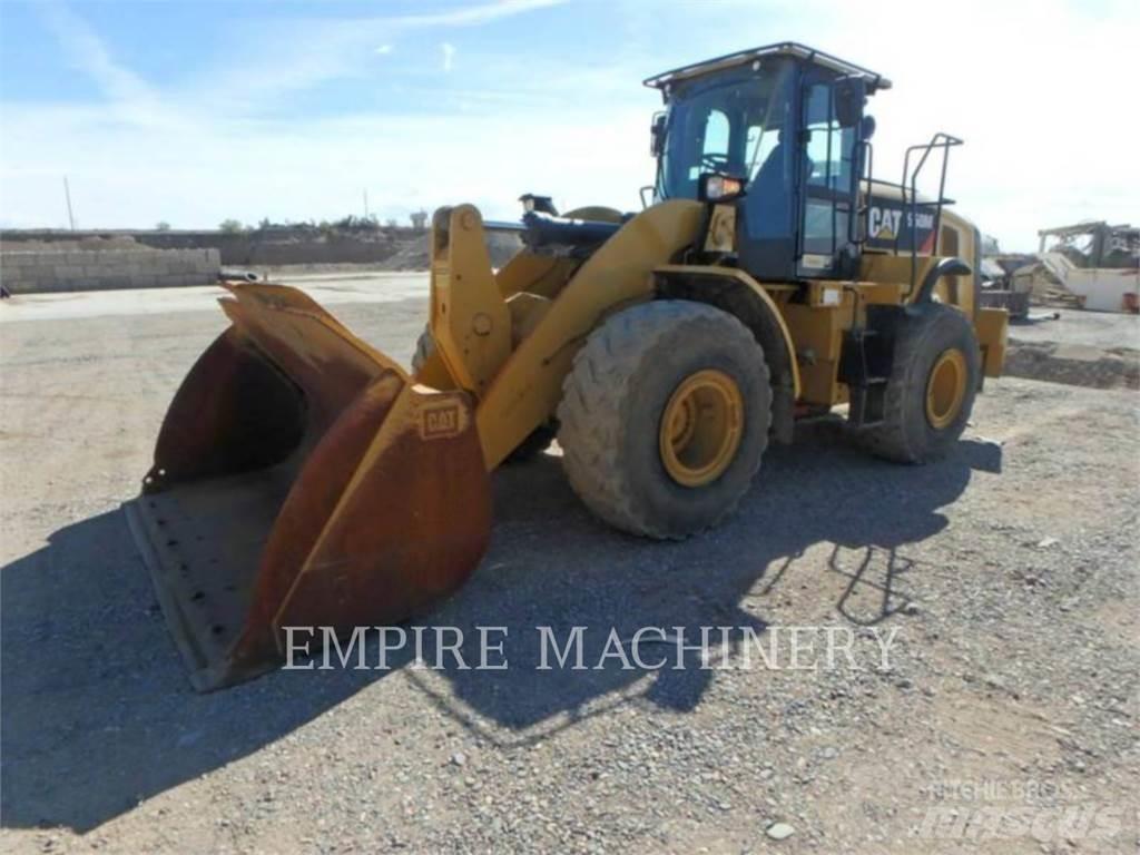 CAT 950M Gumikerekes homlokrakodók