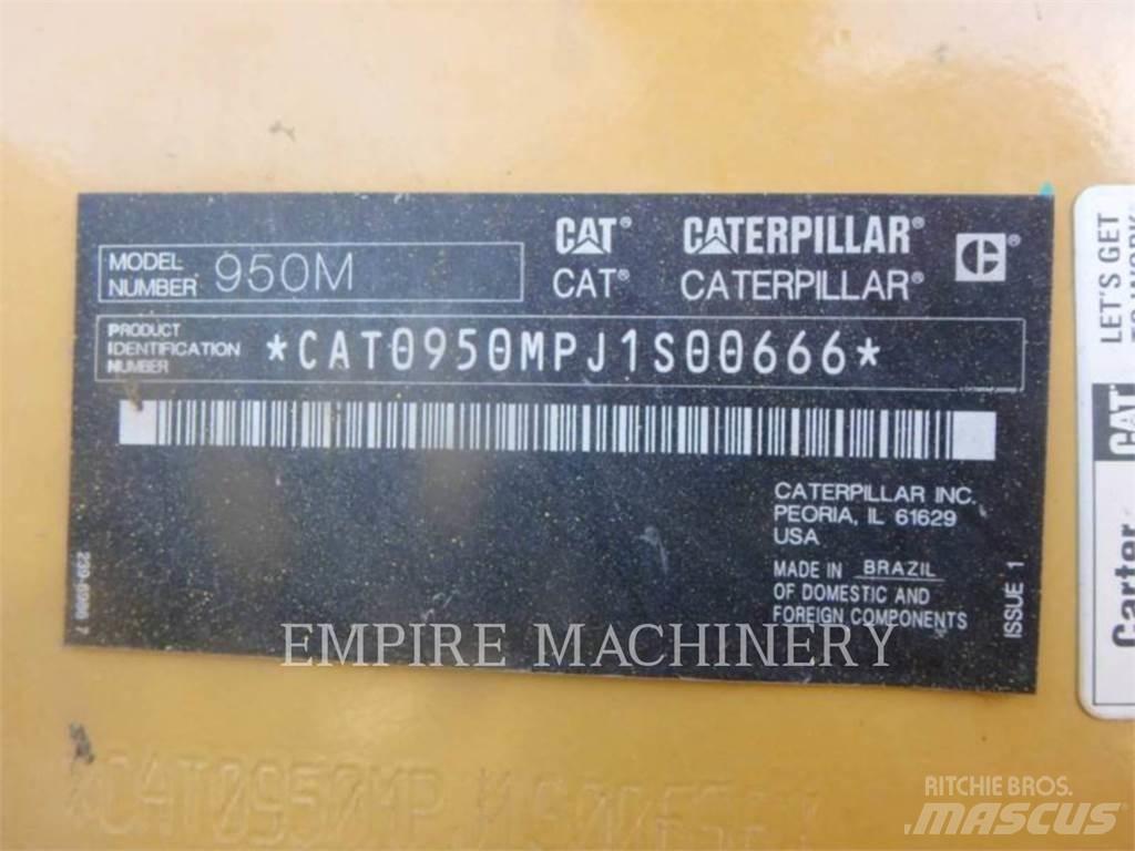 CAT 950M Gumikerekes homlokrakodók