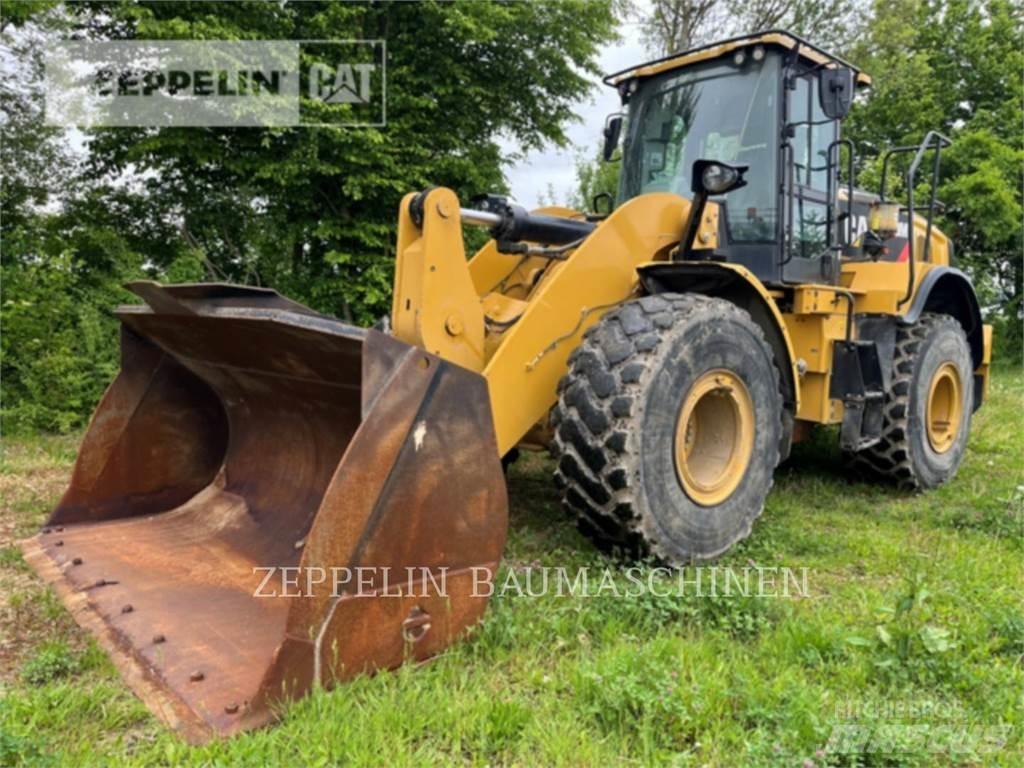 CAT 950M Gumikerekes homlokrakodók
