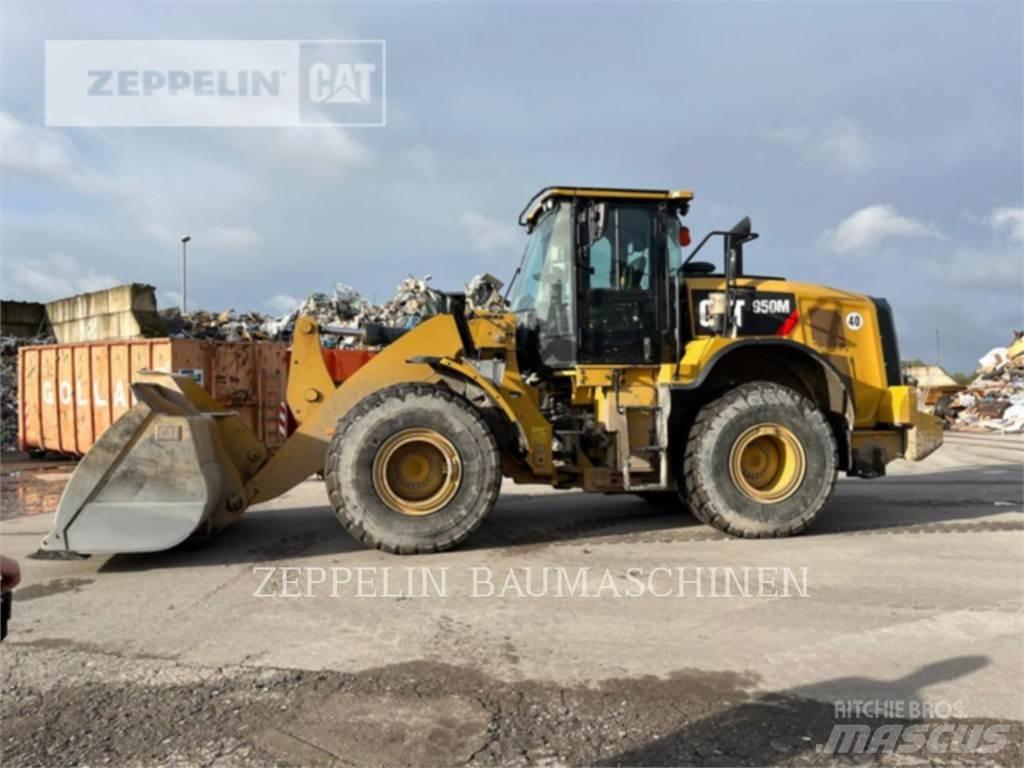 CAT 950M Gumikerekes homlokrakodók
