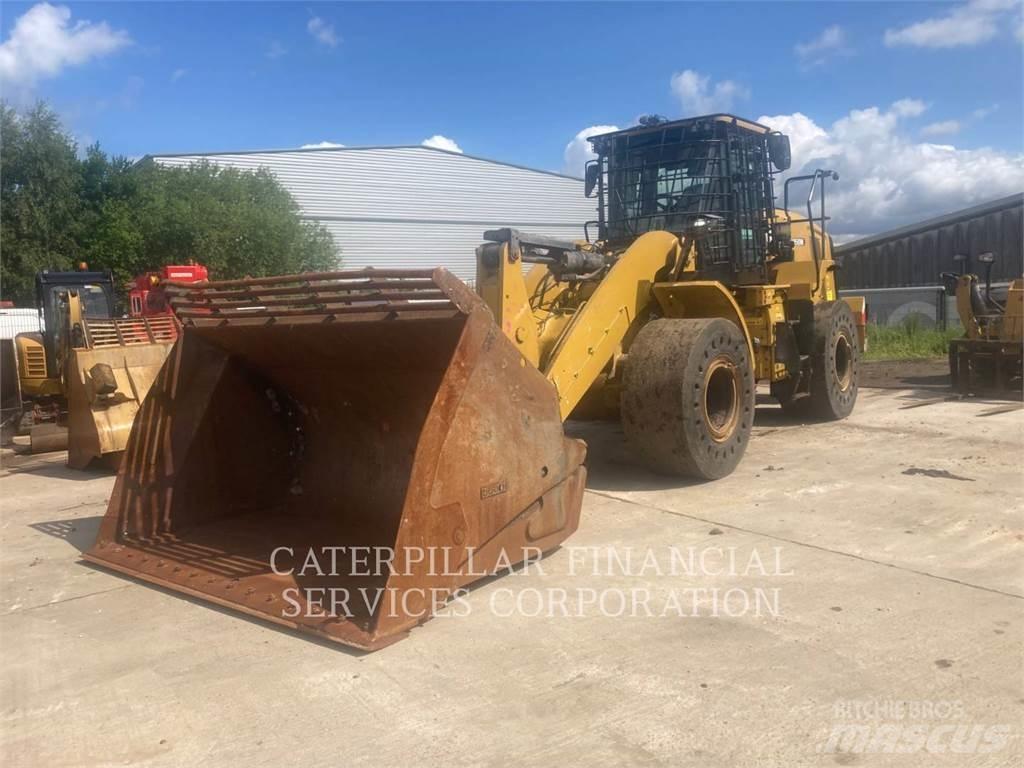 CAT 950M Gumikerekes homlokrakodók
