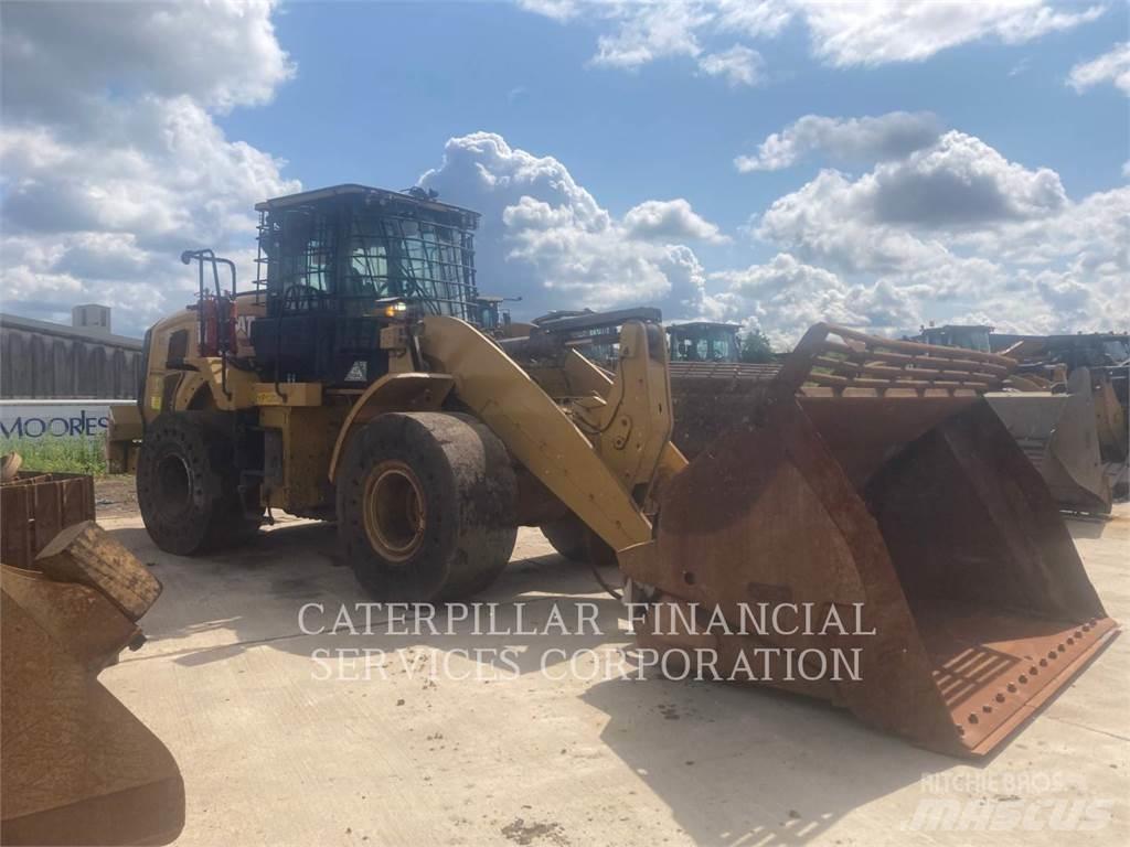 CAT 950M Gumikerekes homlokrakodók