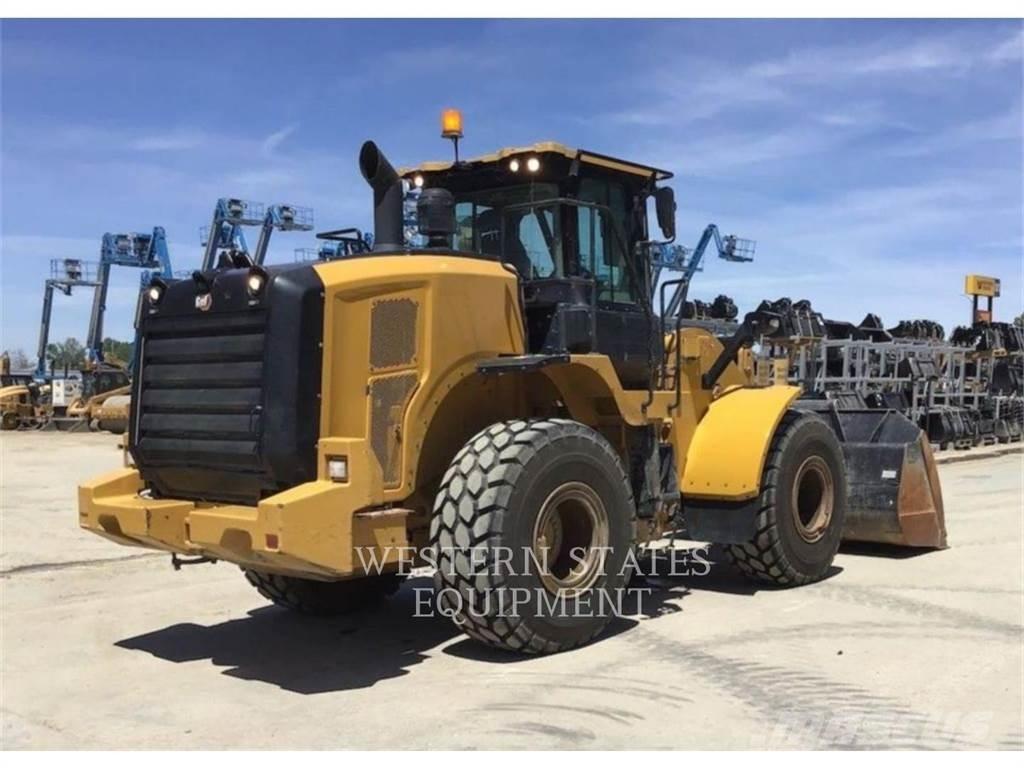 CAT 950M Gumikerekes homlokrakodók