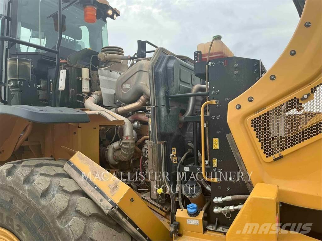 CAT 950M Gumikerekes homlokrakodók