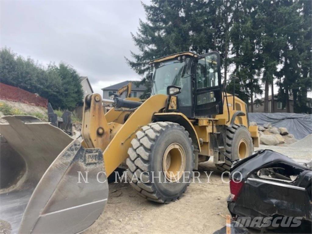 CAT 950M Gumikerekes homlokrakodók