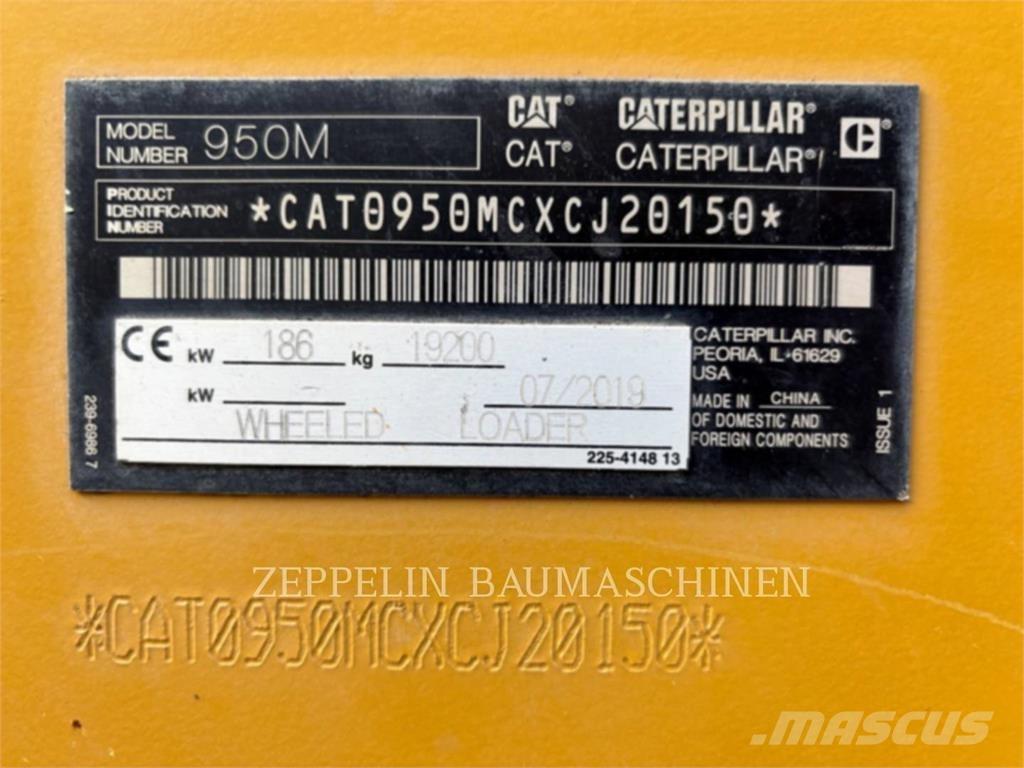 CAT 950M Gumikerekes homlokrakodók