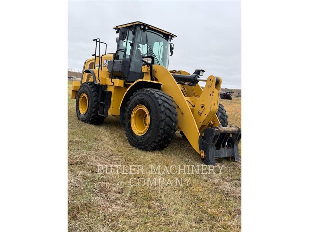 CAT 950M Gumikerekes homlokrakodók