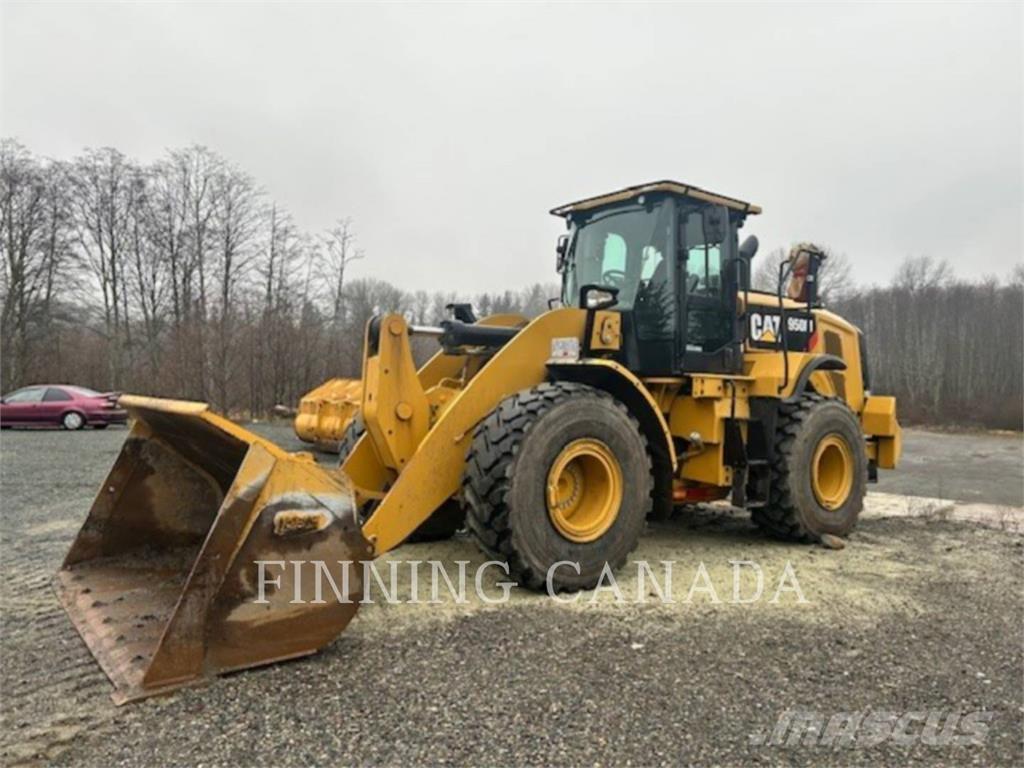 CAT 950M Gumikerekes homlokrakodók